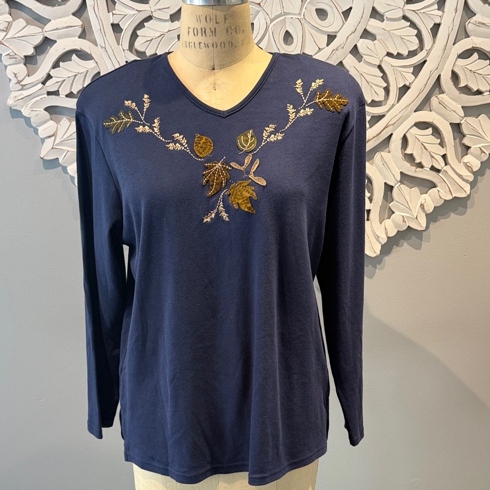Vintage Karen Scott fall theme floral Embroidered & embellished Long Sleeve Top
